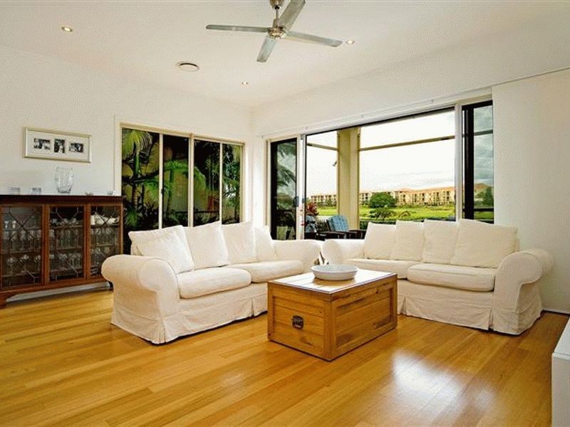 Hope Island QLD 4212