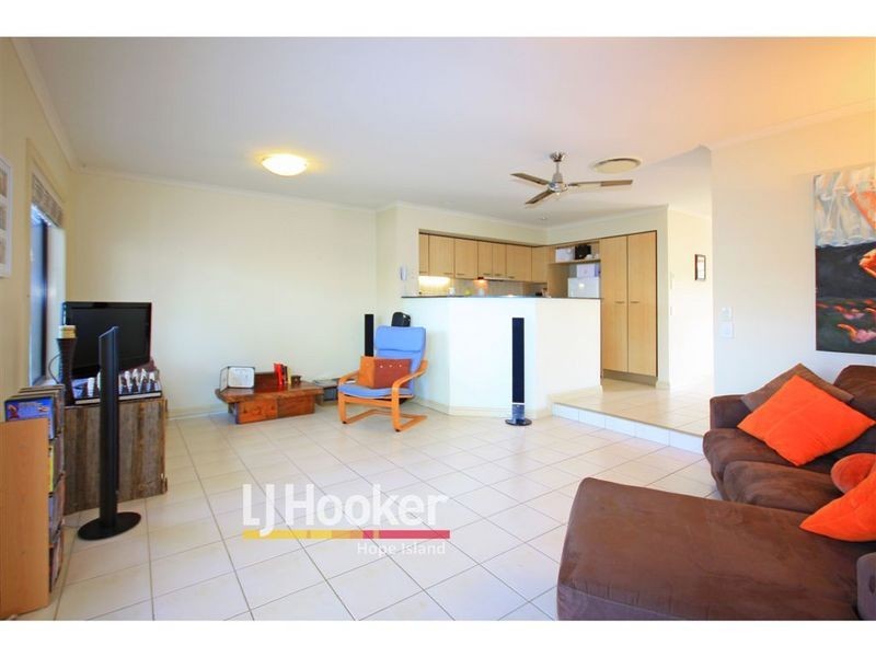 8893 Magnolia Drive East, Hope Island QLD 4212