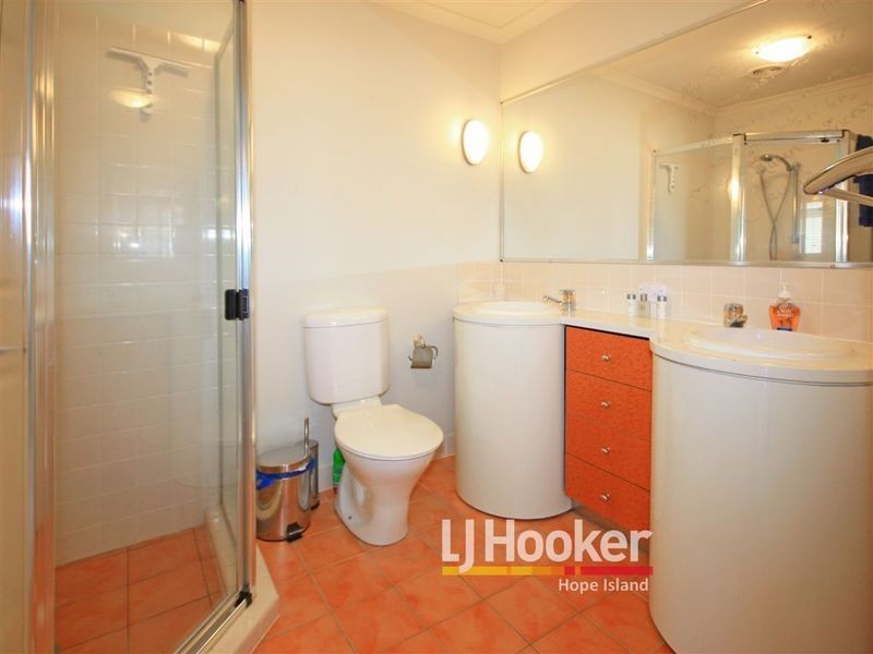 8893 Magnolia Drive East, Hope Island QLD 4212