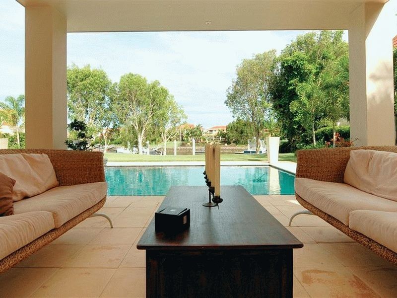 Hope Island QLD 4212