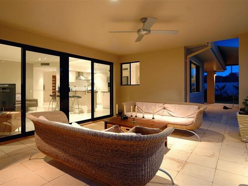 Hope Island QLD 4212