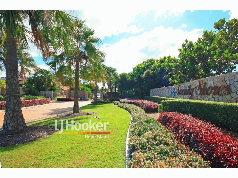 Hope Island QLD 4212