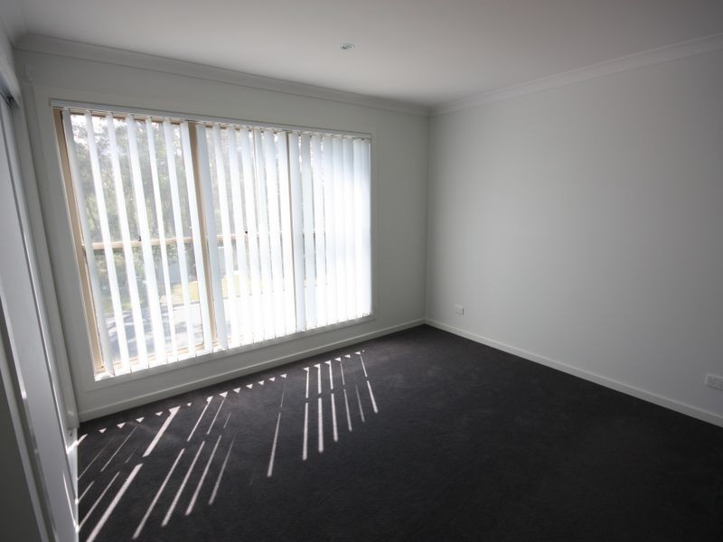 2/1 Leichhardt Street, Coomera QLD 4209