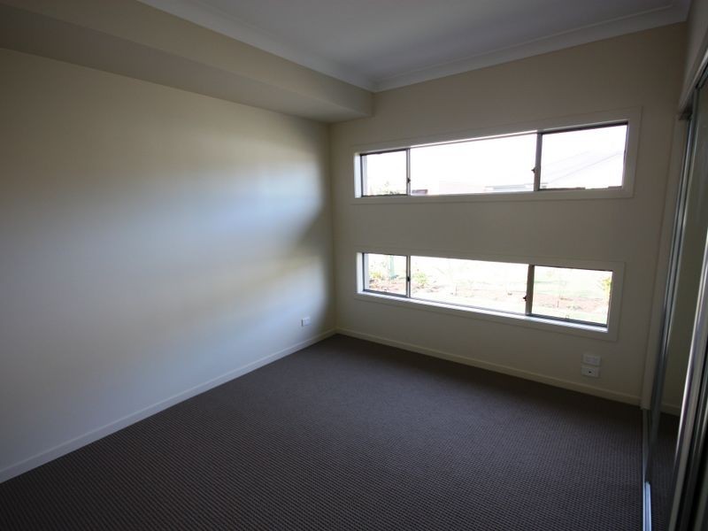 Hope Island QLD 4212