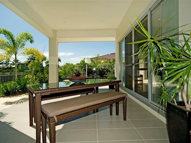 6159 Bolsena Cct, Hope Island QLD 4212