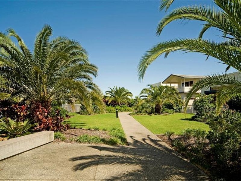 6159 Bolsena Cct, Hope Island QLD 4212
