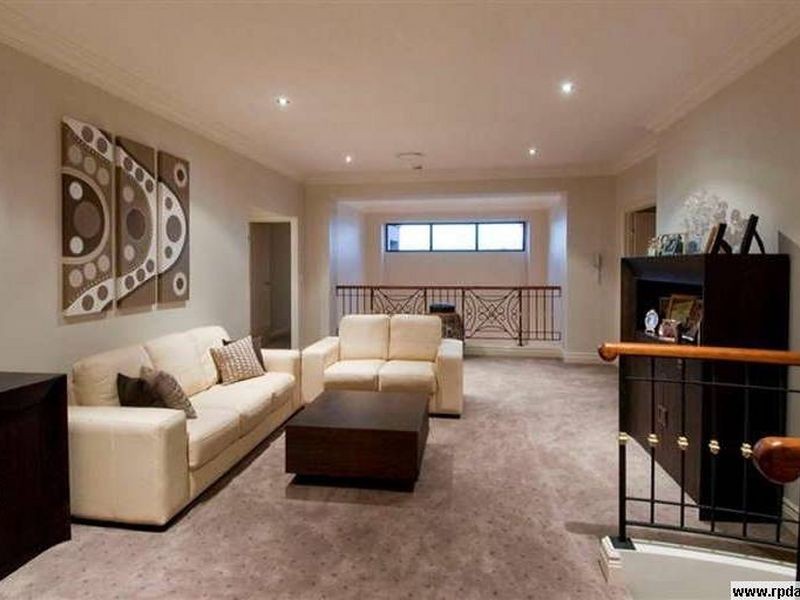 Hope Island QLD 4212