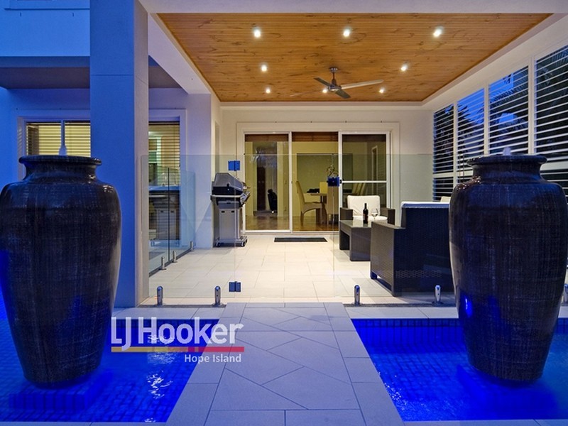 Hope Island QLD 4212