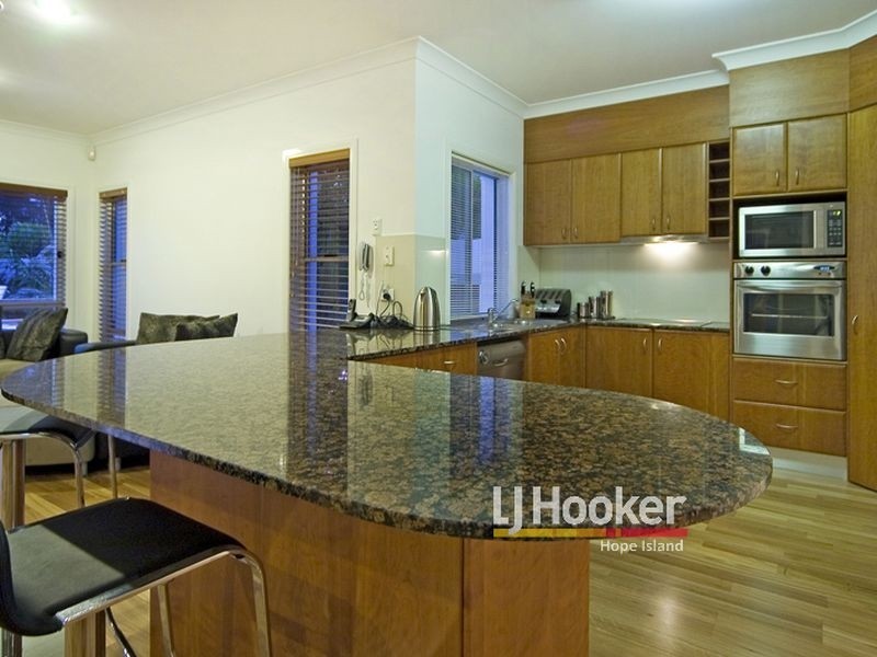 Hope Island QLD 4212