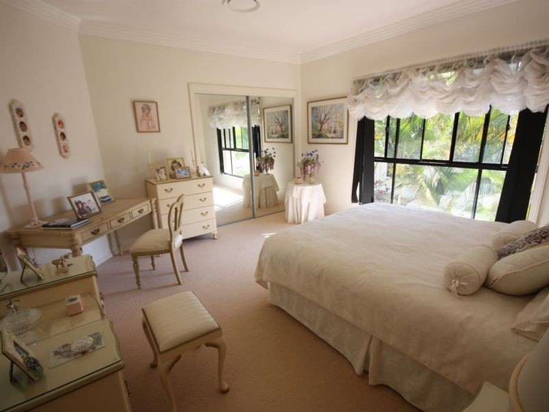 Hope Island QLD 4212