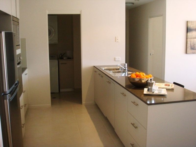 Hope Island QLD 4212