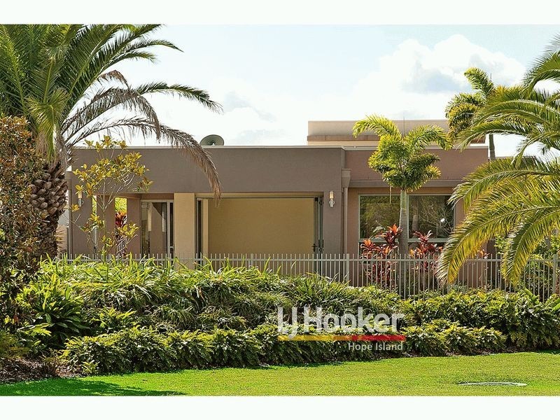 2804 Gracemere Cct North GRACEMERE ISLAND, Hope Island QLD 4212
