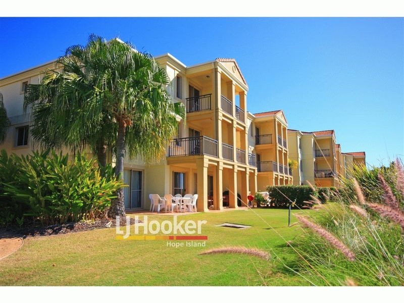 8337 Magnolia Drive East, Hope Island QLD 4212