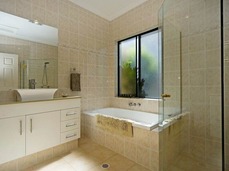 1045 Rosebank Way, Hope Island QLD 4212