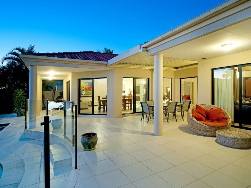 1045 Rosebank Way, Hope Island QLD 4212