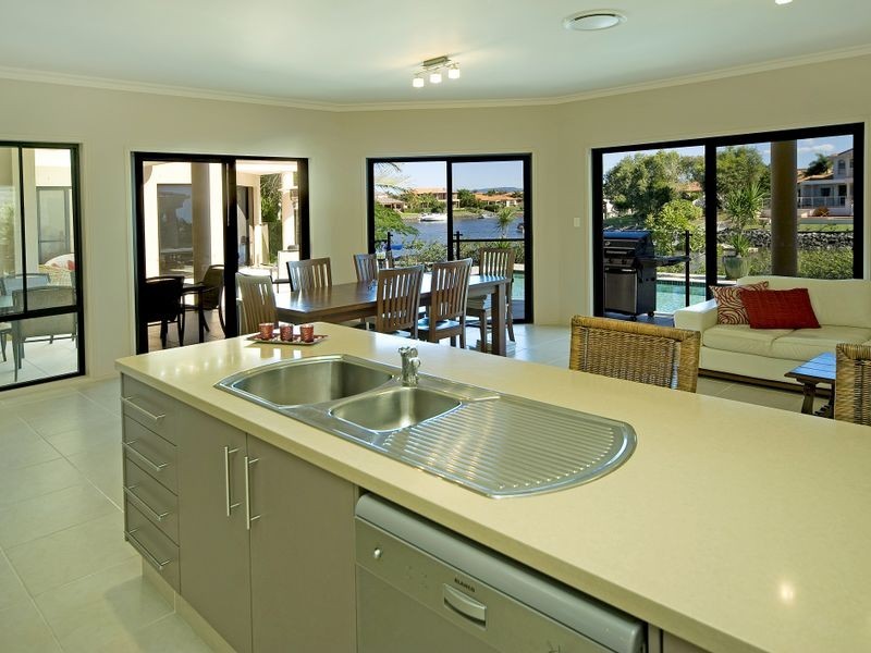 1045 Rosebank Way, Hope Island QLD 4212