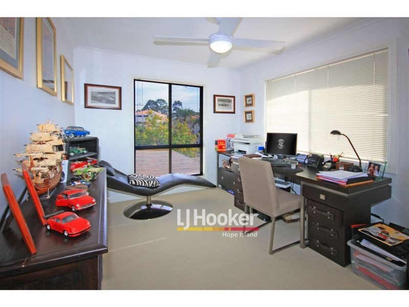 Hope Island QLD 4212