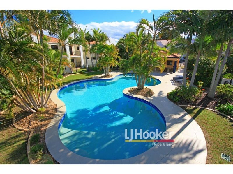 Hope Island QLD 4212