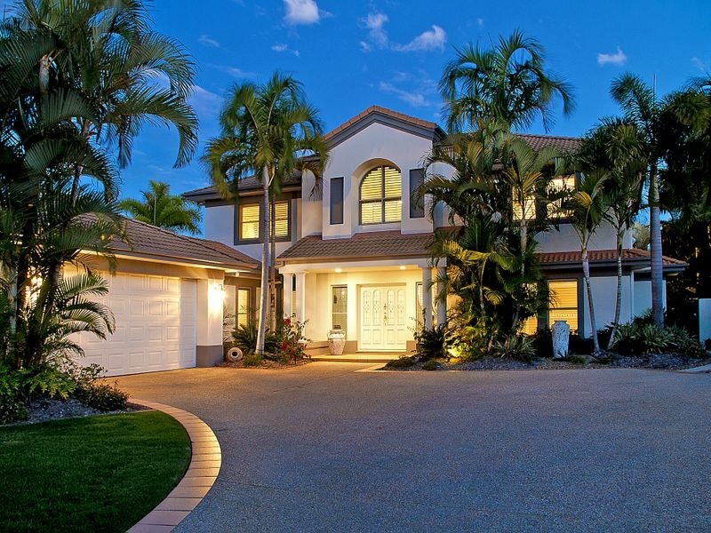 1095 Beechwood Drive, Hope Island QLD 4212