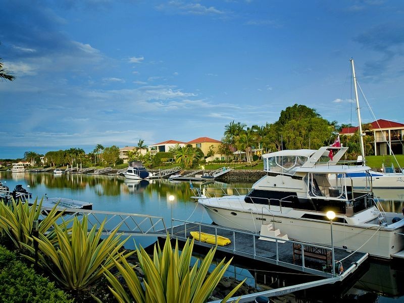 1095 Beechwood Drive, Hope Island QLD 4212