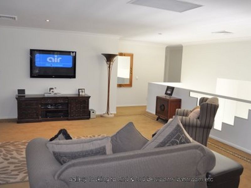 Hope Island QLD 4212