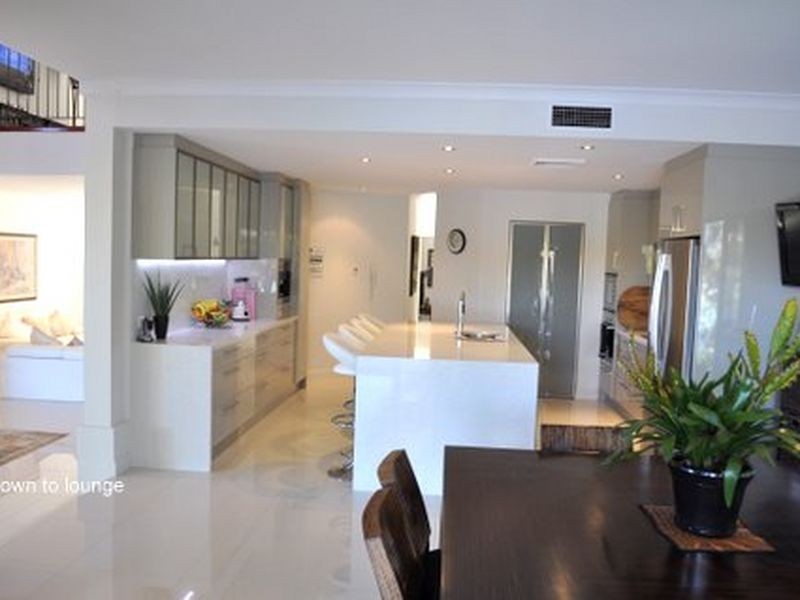 Hope Island QLD 4212