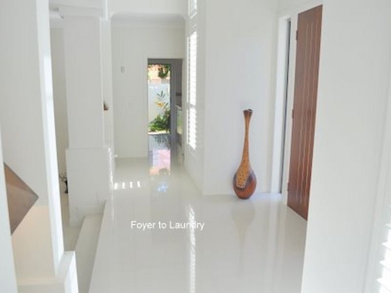 Hope Island QLD 4212