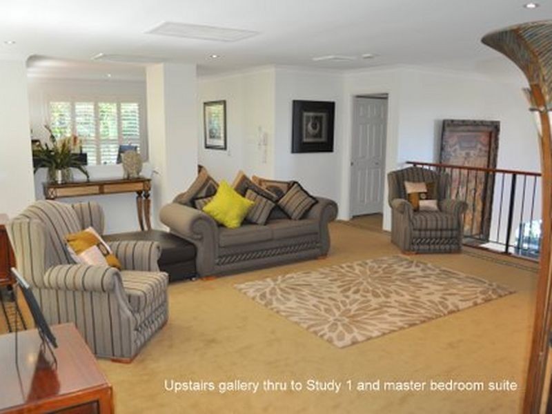 Hope Island QLD 4212