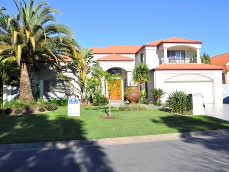 Hope Island QLD 4212