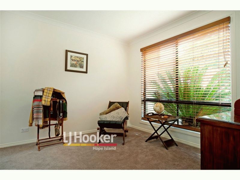 3147 Riverleigh Drive, Hope Island QLD 4212