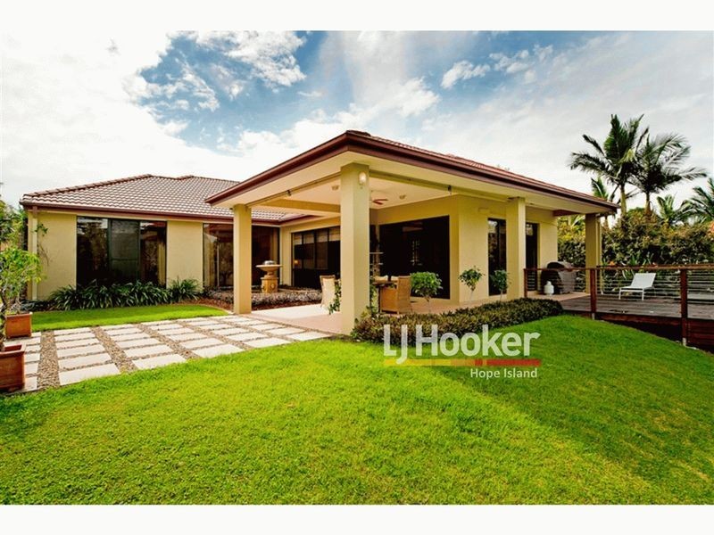 3147 Riverleigh Drive, Hope Island QLD 4212