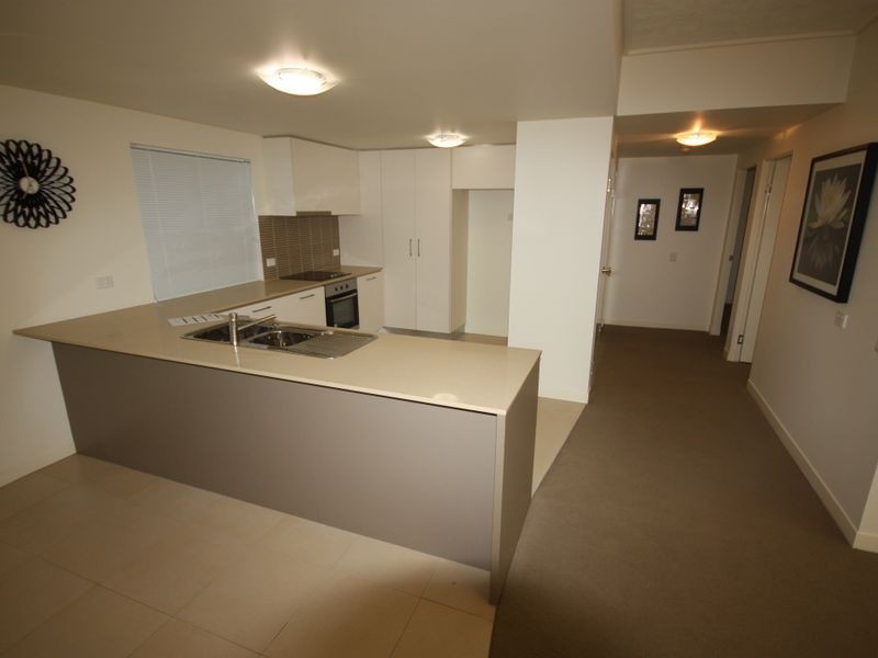 ground/66 Sickle Avenue, Hope Island QLD 4212