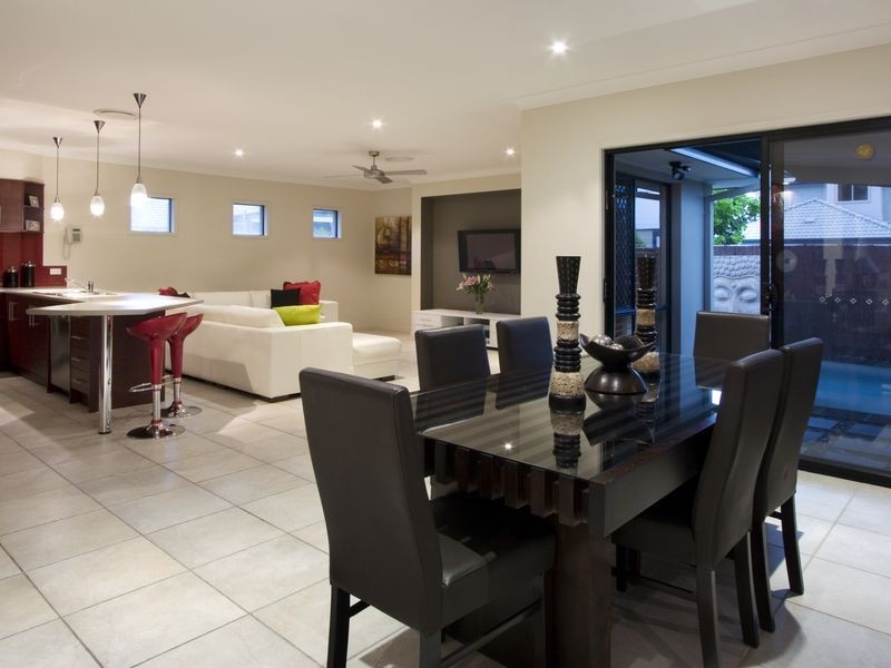 Hope Island QLD 4212