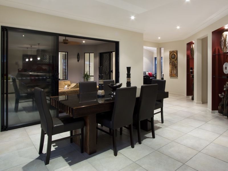 Hope Island QLD 4212