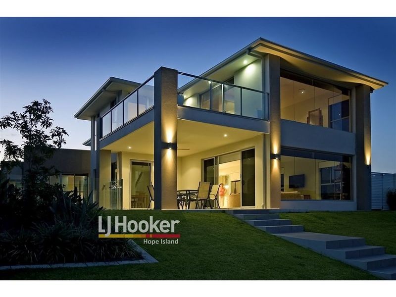 Hope Island QLD 4212