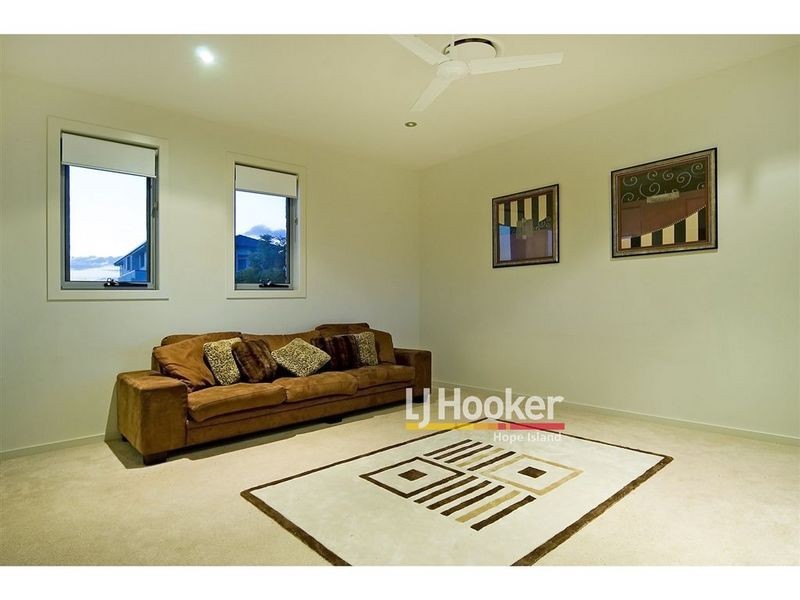 Hope Island QLD 4212