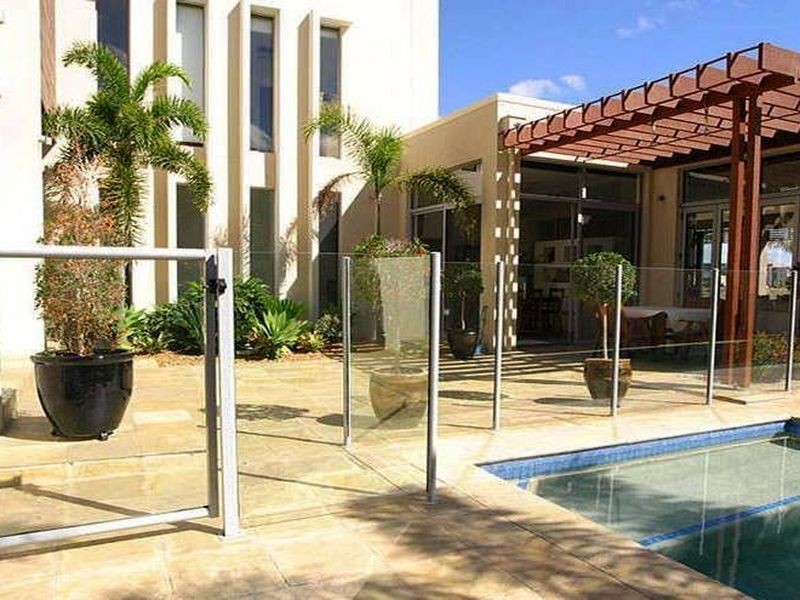 Hope Island QLD 4212