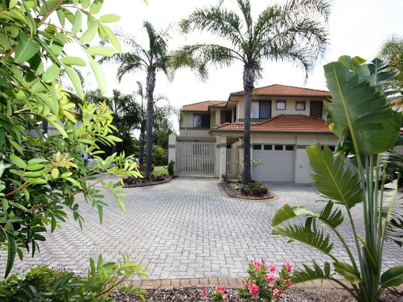 27/100 Morala Avenue, Runaway Bay QLD 4216