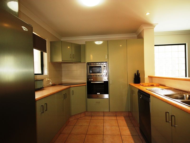 27/100 Morala Avenue, Runaway Bay QLD 4216