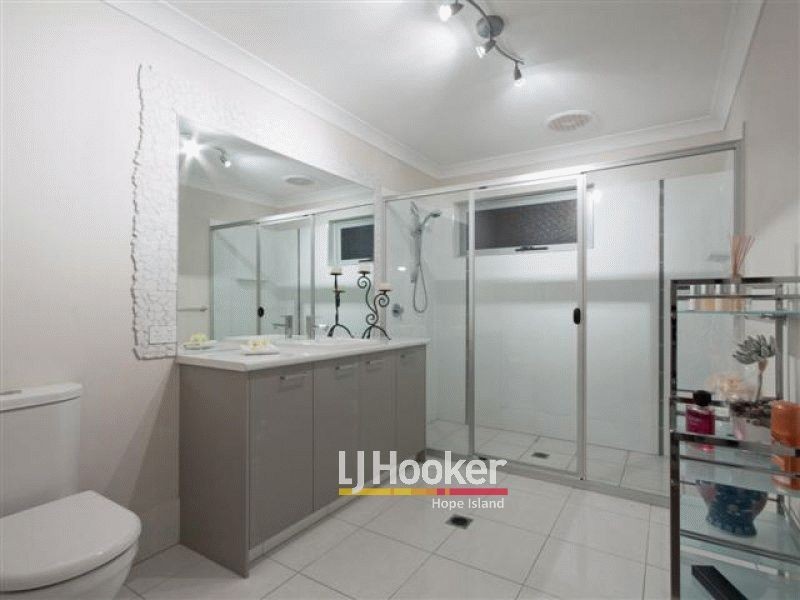 Hope Island QLD 4212