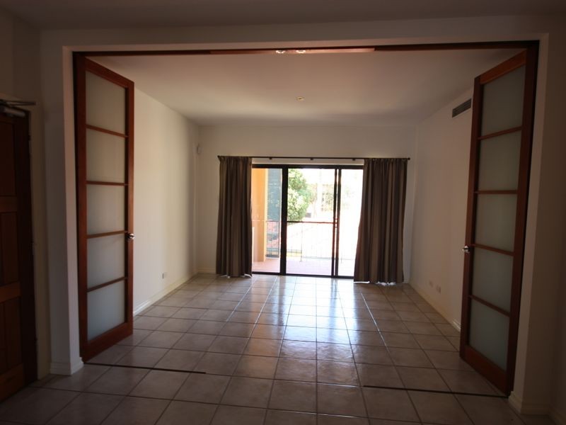 3245 Palladian Drive, Hope Island QLD 4212