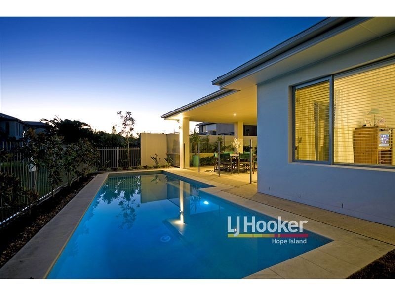 Hope Island QLD 4212