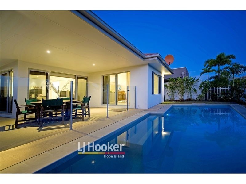 Hope Island QLD 4212