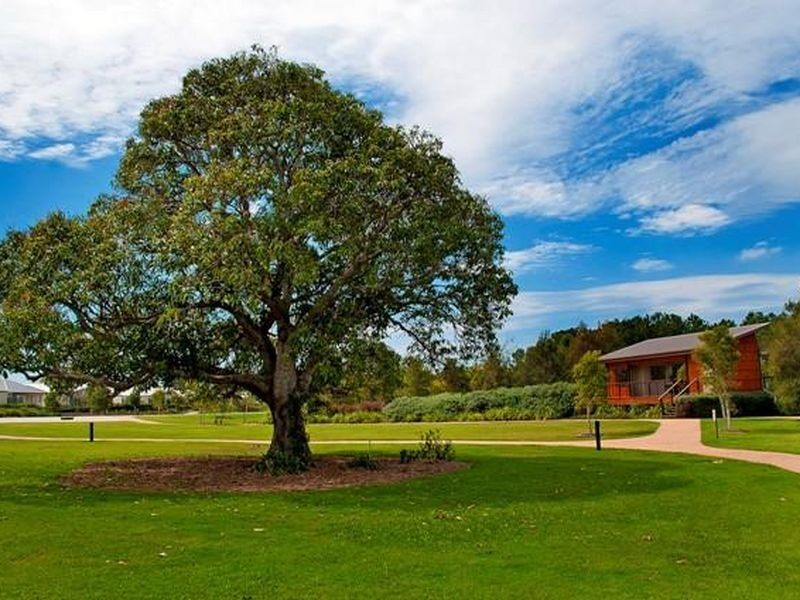 Hope Island QLD 4212