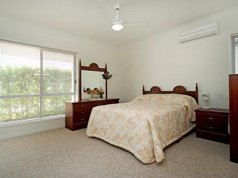 Hope Island QLD 4212