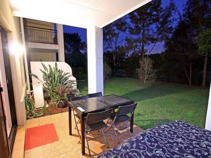 8869 Magnolia Drive East, Hope Island QLD 4212