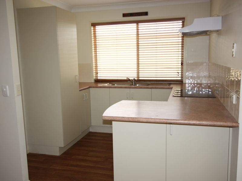 181 Greenacre Drive, Arundel QLD 4214