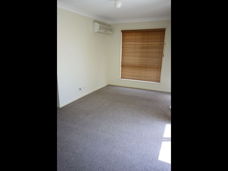 181 Greenacre Drive, Arundel QLD 4214