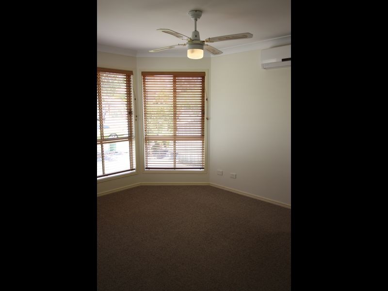 181 Greenacre Drive, Arundel QLD 4214