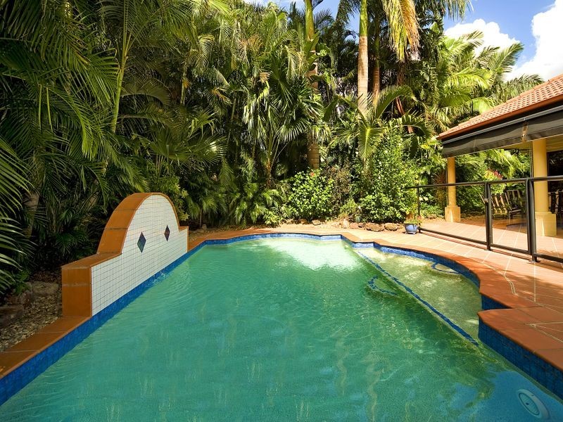Hope Island QLD 4212